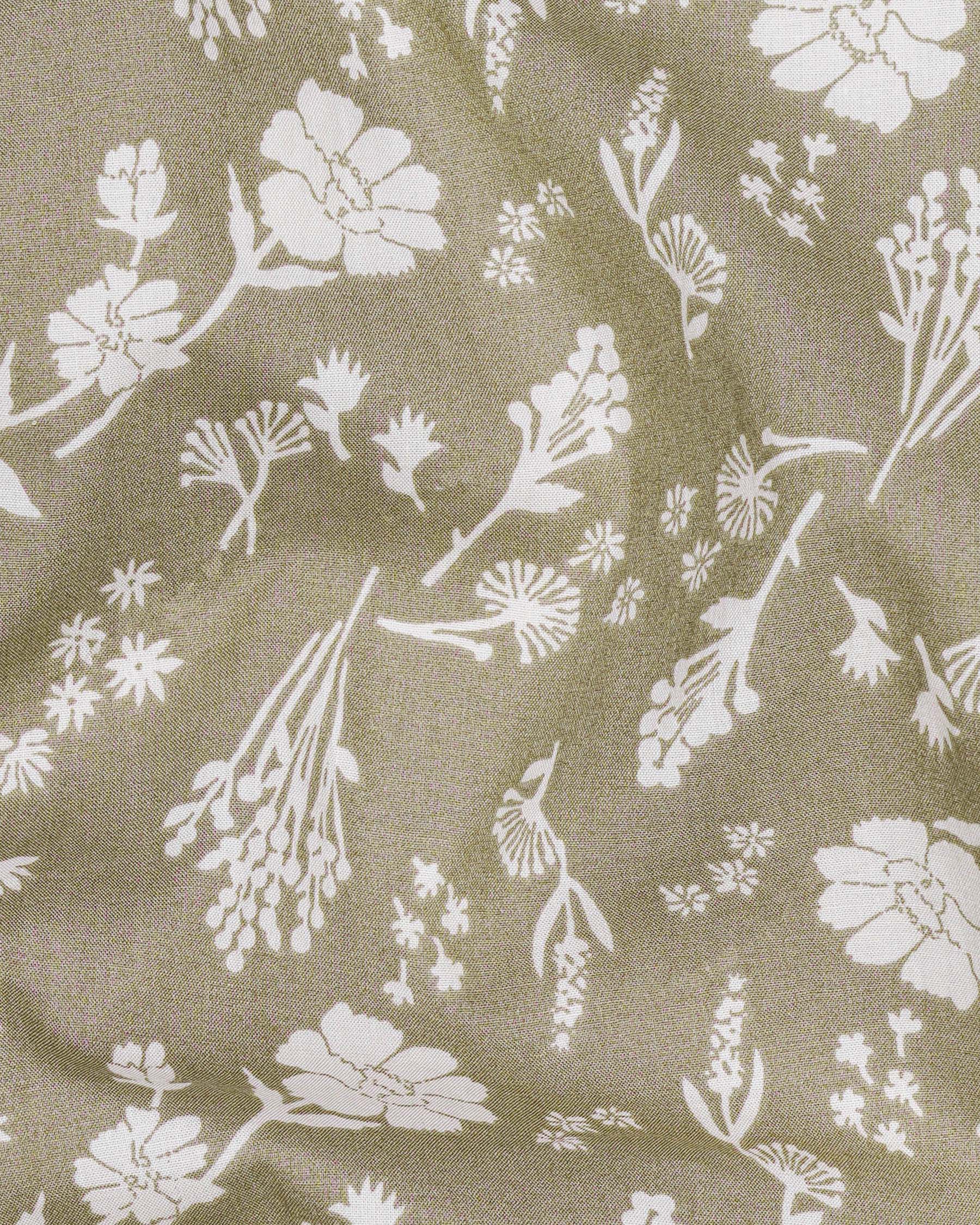 Sandrift Beige Floral Printed Premium Cotton Shirt 7837-M-38, 7837-M-H-38, 7837-M-39,7837-M-H-39, 7837-M-40, 7837-M-H-40, 7837-M-42, 7837-M-H-42, 7837-M-44, 7837-M-H-44, 7837-M-46, 7837-M-H-46, 7837-M-48, 7837-M-H-48, 7837-M-50, 7837-M-H-50, 7837-M-52, 7837-M-H-52